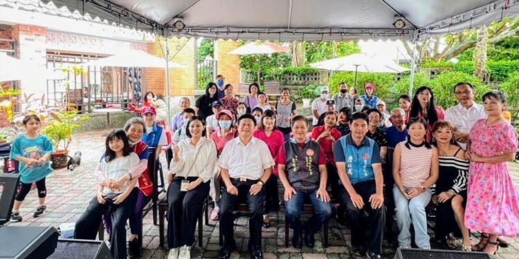 有明庄鬥鬧熱推動客家文化 與國慶同歡 有明庄鬥鬧熱推動客家文化 與國慶同歡