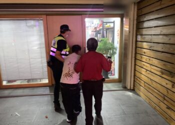 男子駕車身體不適 中警暖心關懷載其返家