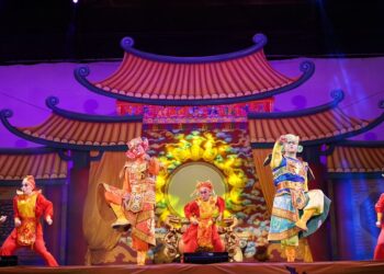 紙風車平安大戲 新香爐豐原登場  祝福市民朋友平安順心