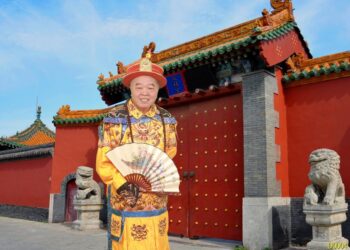 美夢成真好友成為皇親遊長城  招待特色餐廳吃野生料理