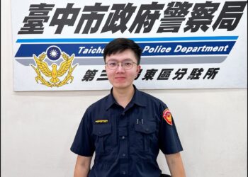見指名員警秒泛淚 原來是千萬詐騙被害者登門致謝