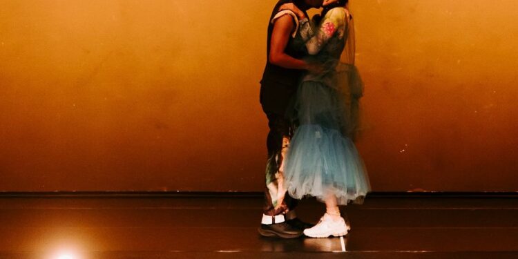 2名國中生意外殉情 新版羅密歐與茱麗葉要神父認罪 2名國中生意外殉情 新版羅密歐與茱麗葉要神父認罪