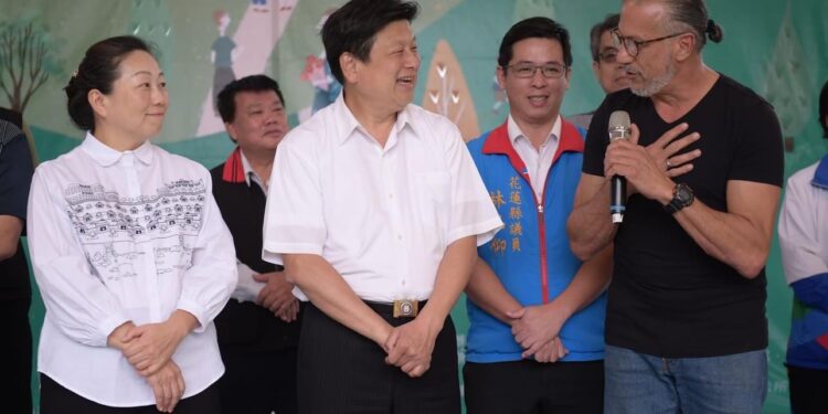 「2023愛戀花蓮健走活動」鳳林健走 徐榛蔚陪同鄉親共享客庄風情