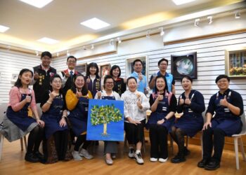 「東藝絲錦-楊凱竹纏花師生聯展」展現客家纏花工藝之美 徐榛蔚盼客家文化之美融入花蓮多元文化