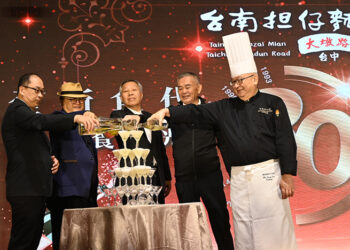 台中大墩路台南擔仔麵30週年大慶頂級「台南阿舍菜」成為高品味老饕們爭相搶購的招牌菜