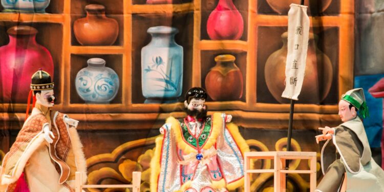 從馬戲、偶戲到歌仔戲 中市傑出演藝團隊11月好戲上場 從馬戲、偶戲到歌仔戲 中市傑出演藝團隊11月好戲上場