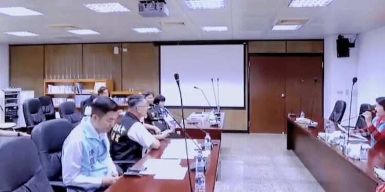 損及議會名譽及形象!? 笛布斯.顗賚遭送紀律委員會 損及議會名譽及形象!? 笛布斯.顗賚遭送紀律委員會