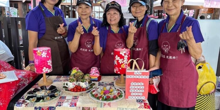 花蓮市客家粄食節創意玩料理 民眾樂嚐鮮熱鬧滾滾
