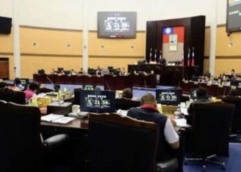 花蓮縣議會定期大會11/1議程：政風處、衛生局、觀光處、環境保護局工作報告 議員提建議希望花蓮更幸福