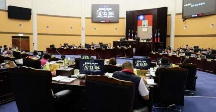 花蓮縣議會定期大會11/1議程：政風處、衛生局、觀光處、環境保護局工作報告 議員提建議希望花蓮更幸福