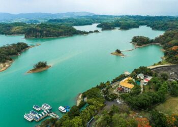 關子嶺紅葉百年老街  萬里長城兵馬俑烏山頭遊