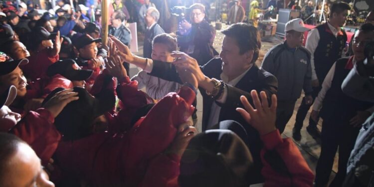 2023第十一屆花蓮台彩威力盃全國少棒賽熱力開打 縣長徐榛蔚親自為小選手加油打氣