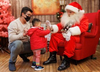 六福村飄雪  全台耶誕老公公大集合  入園只要499元冬季耶誕饗宴