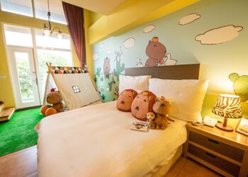 寒冬視覺系鍋物看水豚泡湯入鍋秀  關西六福莊推出A5和牛鍋，萌到捨不得開火