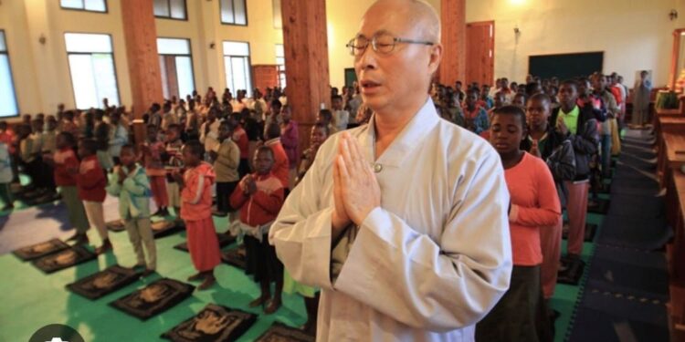 愛心無國界 台灣萬里長城董事長 號召一起做愛心 愛心無國界 台灣萬里長城董事長 號召一起做愛心