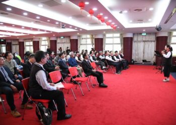 縣府十二月份祈禱早餐會 徐榛蔚勤勉同仁修身自省、回饋在地