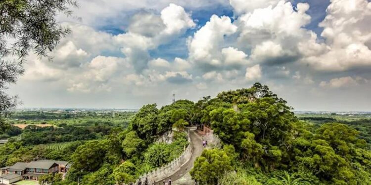 跨年倒數元旦旅遊  台灣台南萬里長城  推薦親子景點