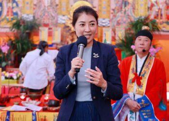 中寮辦環鄉公路完工安靈法會   許縣長出席 祈求行車平安