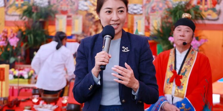 中寮辦環鄉公路完工安靈法會   許縣長出席 祈求行車平安