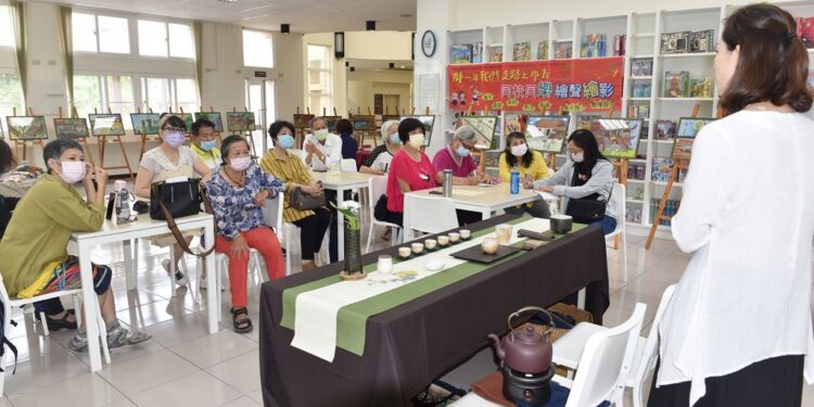 好學.好玩.好讀的都在這裡 豐原樂齡學習中心春季班1/31開放報名 好學.好玩.好讀的都在這裡 豐原樂齡學習中心春季班1/31開放報名