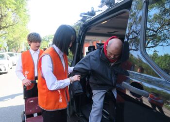 弘道寒冬助老圍爐餐會伴 11位行不易長輩走出家門  感受年節快樂氣息