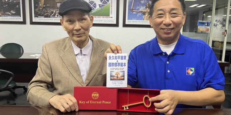 石人仁博士為全國民眾服務發表各項優質政策  制度救世島極力推薦代表政黨参選不分區立委