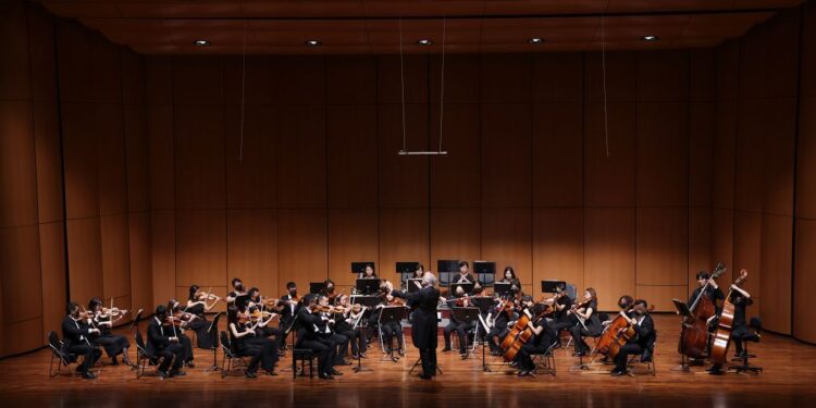 立春迎新國臺交與霍內克  延續維也納新年音樂會的美好感動