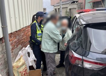 體力不濟新坐騎難駕馭 警護送一程享受奔馳感