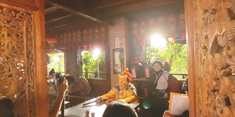 黃明志賀歲新歌龍的傳人   白河萬里長城MV驚喜現身