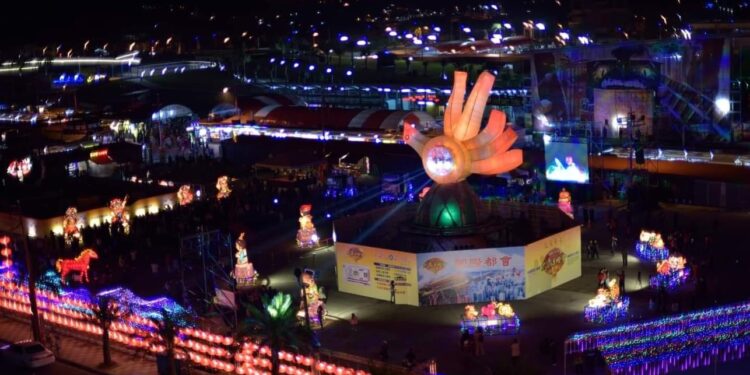 2024花蓮太平洋燈會2/3絢麗點燈!「得天獨厚・躍龍門」打造花蓮新視界 2024花蓮太平洋燈會2/3絢麗點燈!「得天獨厚・躍龍門」打造花蓮新視界