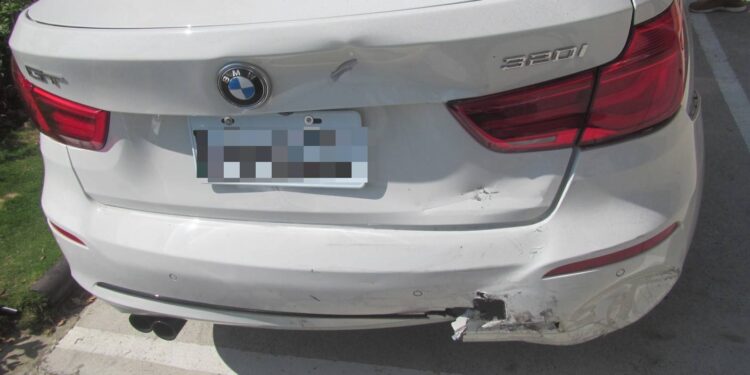 4條通撞車怕被抓 逃跑自摔掉毒狼狽落網 4條通撞車怕被抓 逃跑自摔掉毒狼狽落網