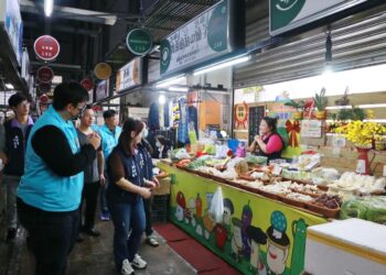 因應過年採買潮 重慶市場首度啟動下午時段營業