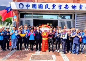 國民黨吉安鄉黨部團拜 老中青回娘家一展新春氣象