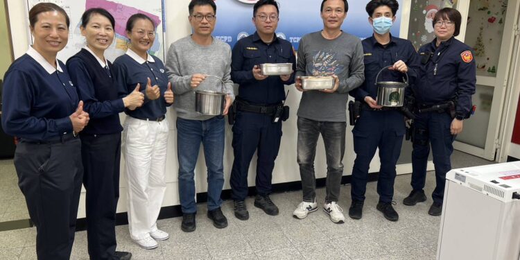 永福警的好鄰居 慈濟元宵慰勞派出所 永福警的好鄰居 慈濟元宵慰勞派出所