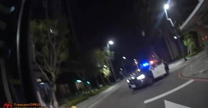 男險遭電擊被押上車 警火速到場鳴槍救人