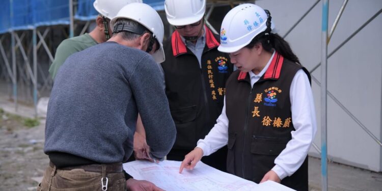 重視在地多元文化發展與傳承 徐榛蔚會勘原住民族傳統藝術豐羽計畫園區 重視在地多元文化發展與傳承 徐榛蔚會勘原住民族傳統藝術豐羽計畫園區