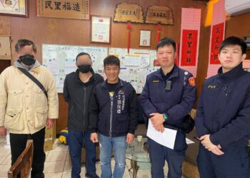 龍年暖烘烘   中市警助弱勢過好年