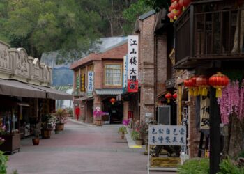 2024 台南白河木棉花節  遊木棉花道順走萬里長城當皇帝