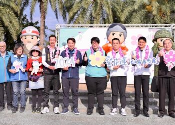 【 2024 愛花蓮‧山海漫步走 民眾變裝走出健康】