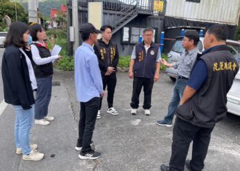 光復鄉大安村活動中心深受無遮雨棚之苦 張峻議長邀集會勘研擬解決之道