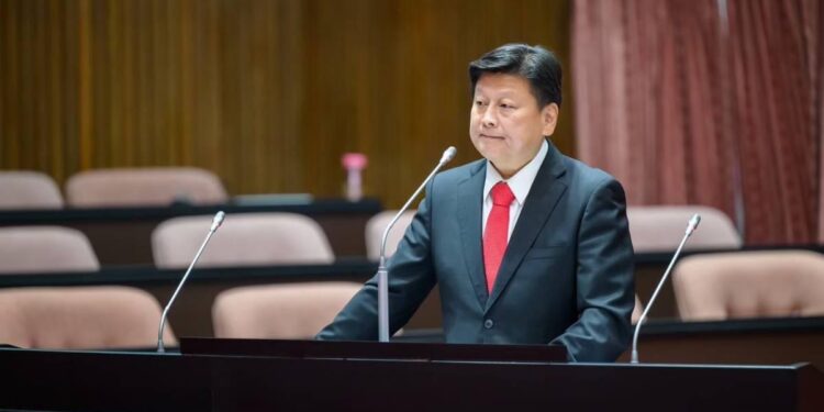 國民黨團要求政府凍漲電價 傅崐萁提《電業法》修正草案與民眾黨雙管齊下 國民黨團要求政府凍漲電價 傅崐萁提《電業法》修正草案與民眾黨雙管齊下