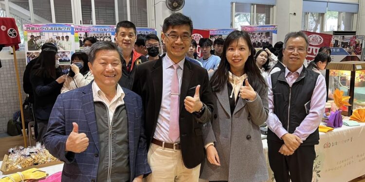 花蓮縣112學年度適性揚才博覽會暨技藝教育成果展登場