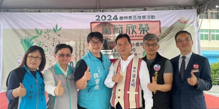 萬箭欣榮 萬榮鄉箭筍開賣啦》豐沛雨水灌溉萬榮鄉 珍饈佳餚盛宴三月強勢登場 萬箭欣榮 萬榮鄉箭筍開賣啦》豐沛雨水灌溉萬榮鄉 珍饈佳餚盛宴三月強勢登場