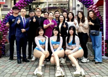 全台香燈腳百里長征瘋迷媽祖 紓壓筋絡恢復精氣神首推紫色美人越式洗頭