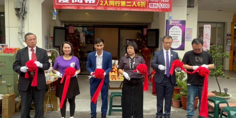 大甲媽粉絲熱情推薦參拜媽祖後紓壓好地方 紫色美人大甲媽祖越式洗頭引領風潮