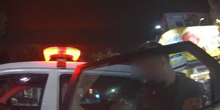 情侶爭吵遭勸惱羞 2男爆衝突遭法辦 情侶爭吵遭勸惱羞 2男爆衝突遭法辦