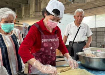 無菜單課程 志工自主規劃的烹飪班   73歲志工脫下志工背心 重操舊業不藏私