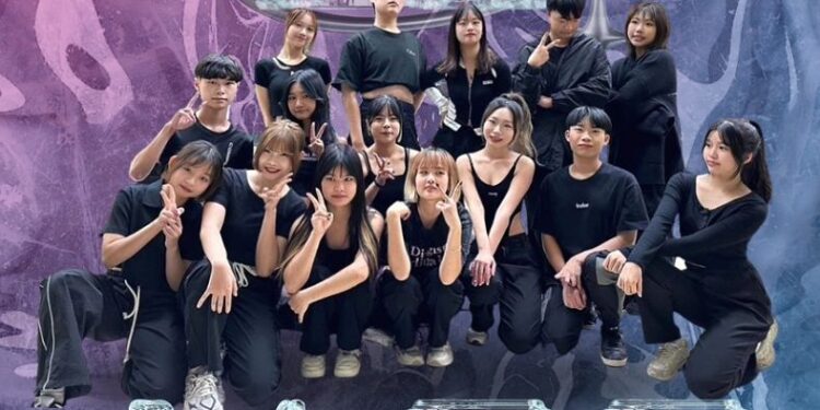 臺中7部行動書車大會師 世界閱讀日邀你遊市集逛書店 臺中7部行動書車大會師 世界閱讀日邀你遊市集逛書店