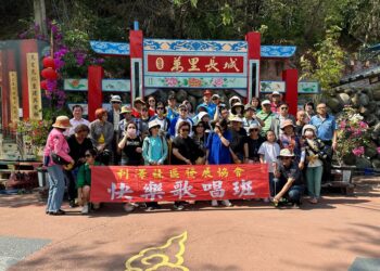 荒廢多年白河區六溪里台灣電影文化城不明起火  林務務局長直呼可惜