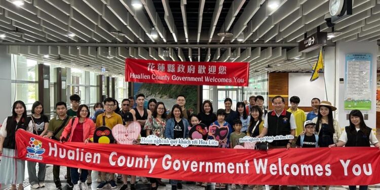 越南河內包機4月27日首航花蓮 用行動支持花蓮觀光